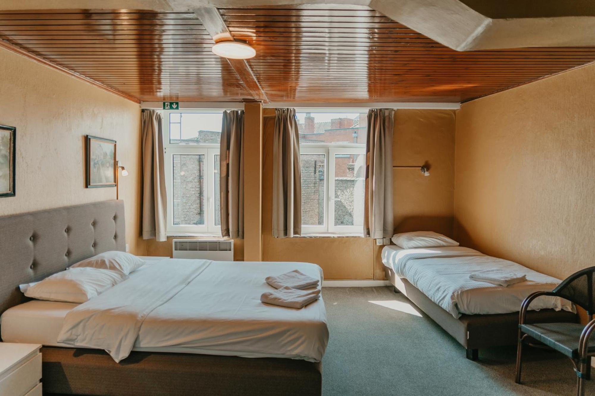 Hotel Cavalier Bruges Luaran gambar