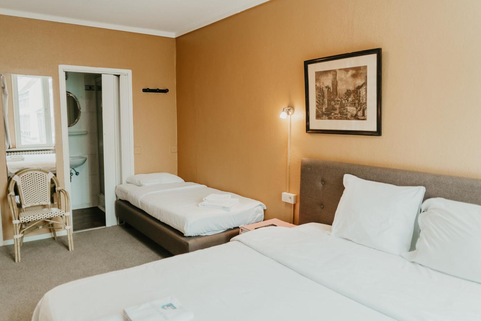 Hotel Cavalier Bruges Luaran gambar